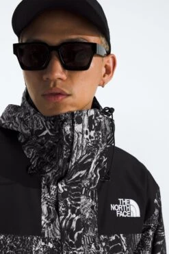 The North Face GTX MOUNTAIN JACKET(Northface Mens Gtx Mountain Jacket_tnf Black Wood Snake Print Tnf Black) -Sporty Fashion Untitled 2 0011 NF0A831M8R5 HERO3