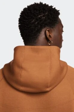 NSW TECH FLEECE FULL-ZIP HOODIE(Nike Mens Tech Fleece Full Zip Hoodie Hv0949_lt British Tan Black) -Sporty Fashion Untitled 3 0001 AURORA FB7921 281 PHSYM007 2000