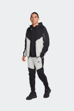 NSW TECH FLEECE FULL-ZIP HOODIE(Nike Mens Tech Fleece Full Zip Hoodie Hv0949_black Dk Grey Heather Black) -Sporty Fashion aaaaaaaaaclothes 0052 AURORA HV0949 011 PHSYM009 2000