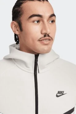 NSW TECH FLEECE FULL-ZIP HOODIE(Nike Mens Tech Fleece Full Zip Hoodie Hv0949_lt Orewood Brn Black) -Sporty Fashion aaapparelnike 0005 AURORA HV0949 104 PHSYM001 2000