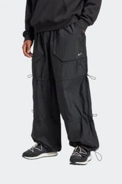W MOON BOOT PARACHUTE PANTS(Adidas Womens Moon Boot Parachute Pants_black)