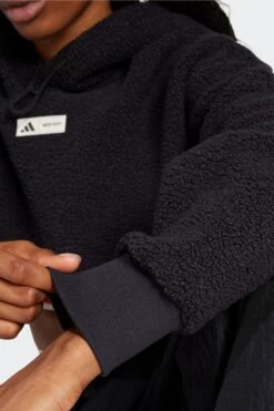 W MOON BOOT HOODIE(Adidas Womens Moon Boot Cropped Hoodie_black) -Sporty Fashion adidasxmoonboot 0017 IY8049 8 APPAREL OnModel DetailView2 transparent