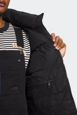 The North Face W NUPTSE SHORT(Northface Womens Retro Nuptse Short_summit Navy) -Sporty Fashion coats 0006 Screenshot2024 10 07at11.37.52AM