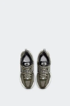 VOMERO 5 GS(Nike Big Kids Vomero 5 Hf6998_cargo Khaki Light Army Photon Dust Black) -Sporty Fashion d AURORA HF6998 300 PHCTH001 2000