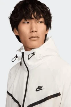 TECH WOVEN JACKET(Nike Mens Tech Hm7151_lt Orewood Brn Sail Black) -Sporty Fashion jacket 0006 AURORA HM7151 104 PHSYM001 2000