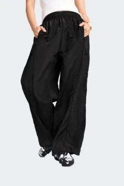 MOSTROVERSE CELLERATOR RIPSTOP PANTS(Puma Mens Mostroverse Cellerator Ripstop Pants_black)