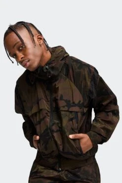 MOSTROVERSE CELLERATOR RIPSTOP JACKET(Puma Mens Mostroverse Cellerator Aop Ripstop Jacket_black)