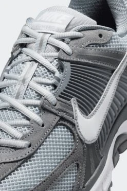 ZOOM VOMERO 5(Nike Mens Zoom Vomero 5 Hf1553_cool Grey White Wolf Grey) -Sporty Fashion nike 0002 AURORA HF1553 003 PHSYD001 2000