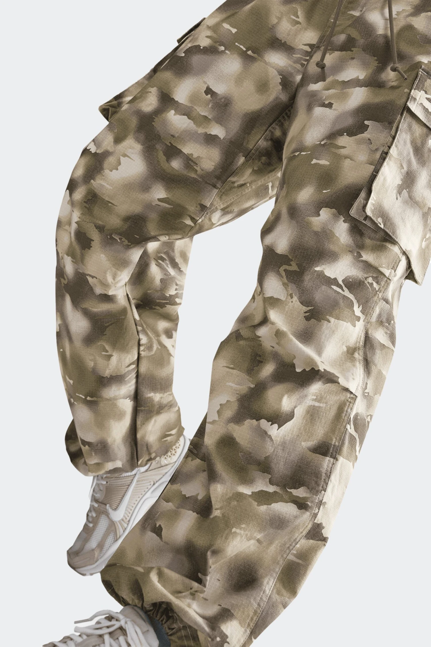 W NSW CAMO CARGO PANTS(Nike Womens Nsw Hm9015_lt Orewood Brn Sail) 6 W NSW CAMO CARGO PANTS(Nike Womens Nsw Hm9015_lt Orewood Brn Sail) - Image 4