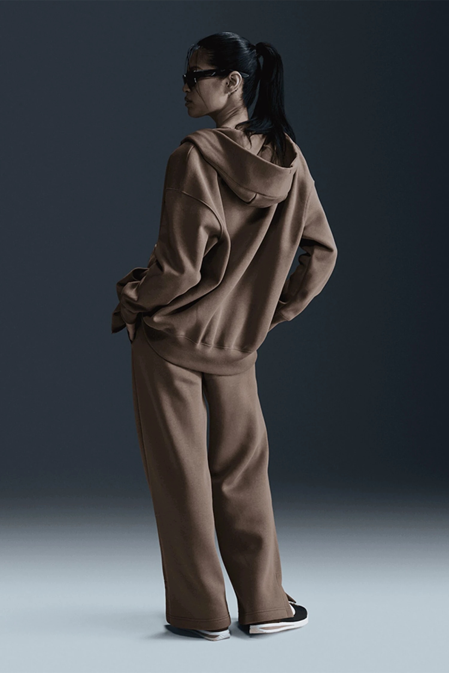 W NSW PHOENIX FLEECE WIDE LEG SWEATPANTS(Nike Womens Nsw Phoenix Fleece Dq5615_mink Brown Sail) 7 W NSW PHOENIX FLEECE WIDE LEG SWEATPANTS(Nike Womens Nsw Phoenix Fleece Dq5615_mink Brown Sail) - Image 5