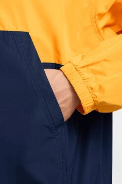 CLUB ANORAK JACKET(Nike Mens Club Hj1957_university Gold Midnight Navy) -Sporty Fashion nike 0046 AURORA HJ1957 739 PHSYM004 2000