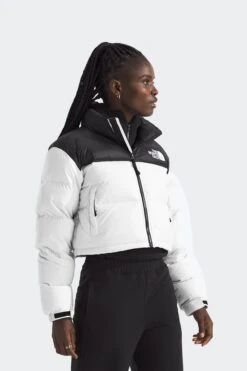 The North Face W NUPTSE SHORT(Northface Womens Nuptse Short_white Dune) -Sporty Fashion women nuptse 0003 Screenshot2024 10 07at11.17.12AM